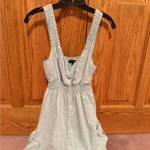 INC size 6 chambray demium looking sleevelessr fitted dress w/elasticized waist